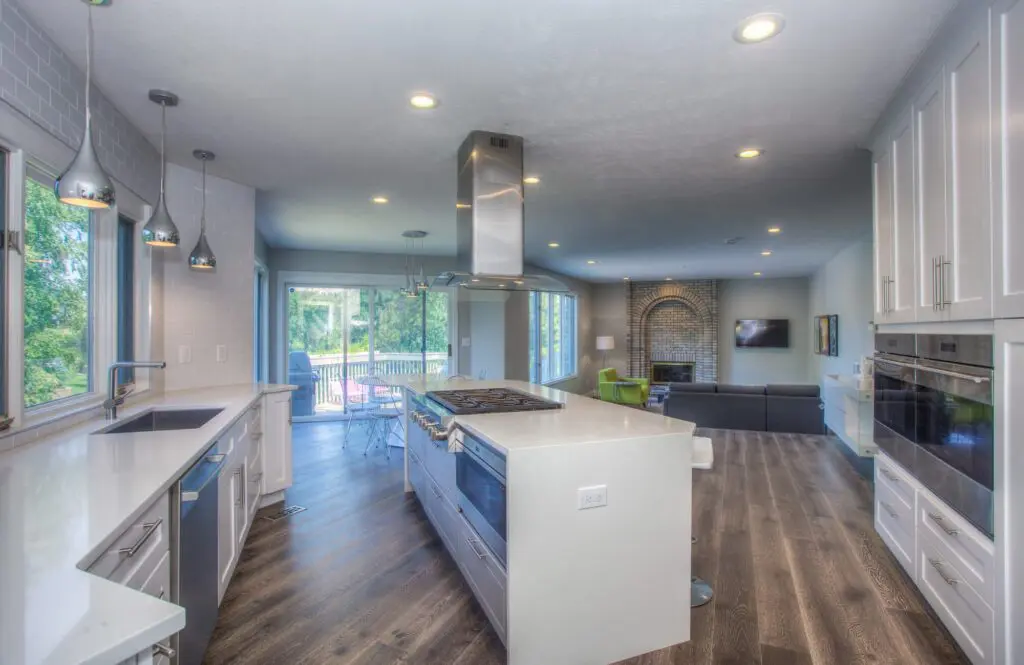 KITCHEN ISLANDS INSTALLATION 